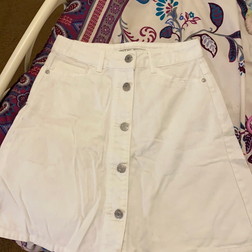 Noisy may Skirt